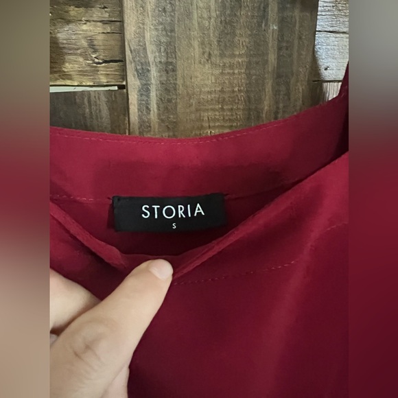 NWOT Storia Burgandy maxi dress size small - Picture 7 of 7